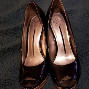 Wedge heel peep toe